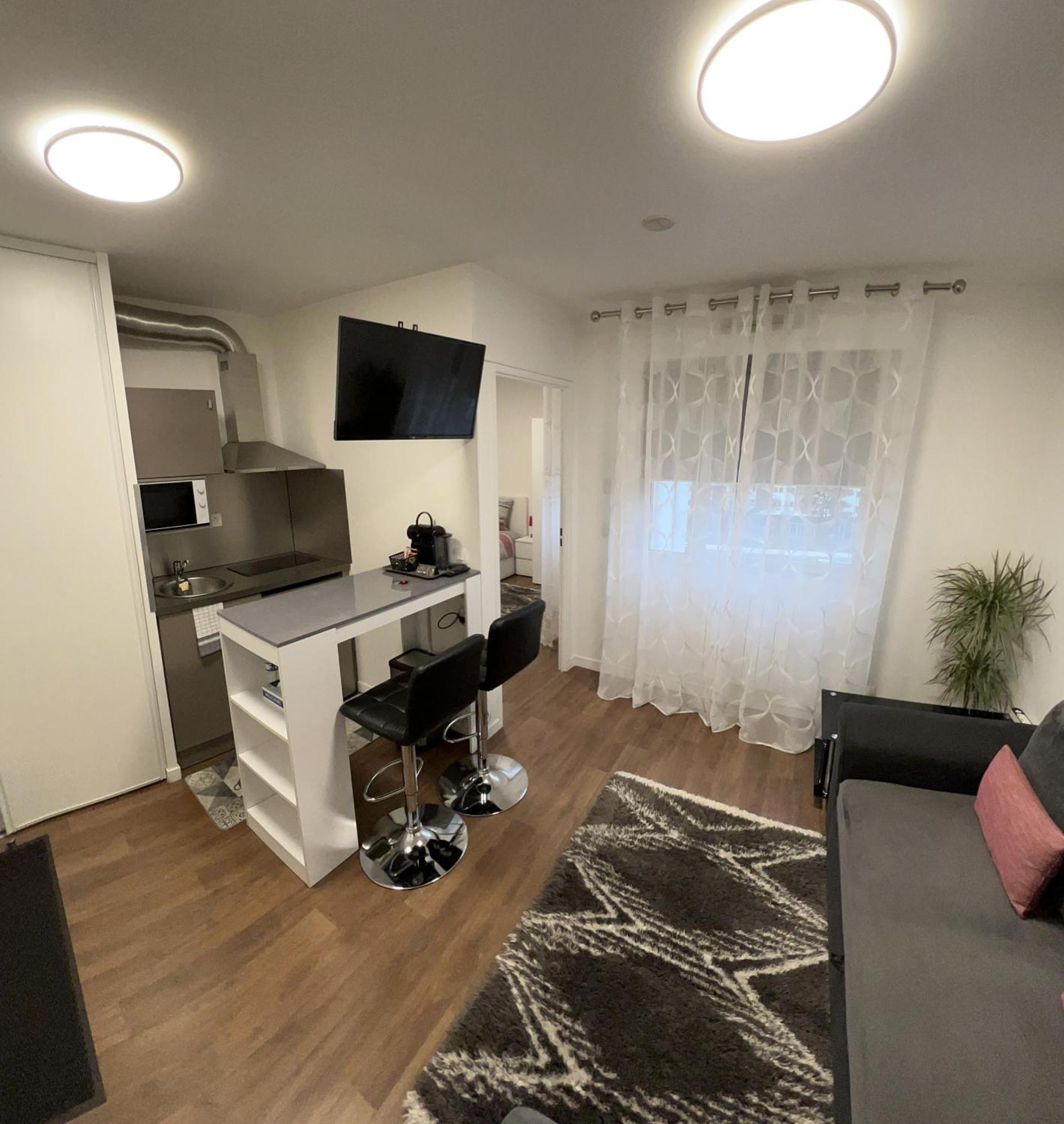 2 Pieces Proche Du Centre Paris 15 Min Apartment Rosny-sous-Bois Exterior photo